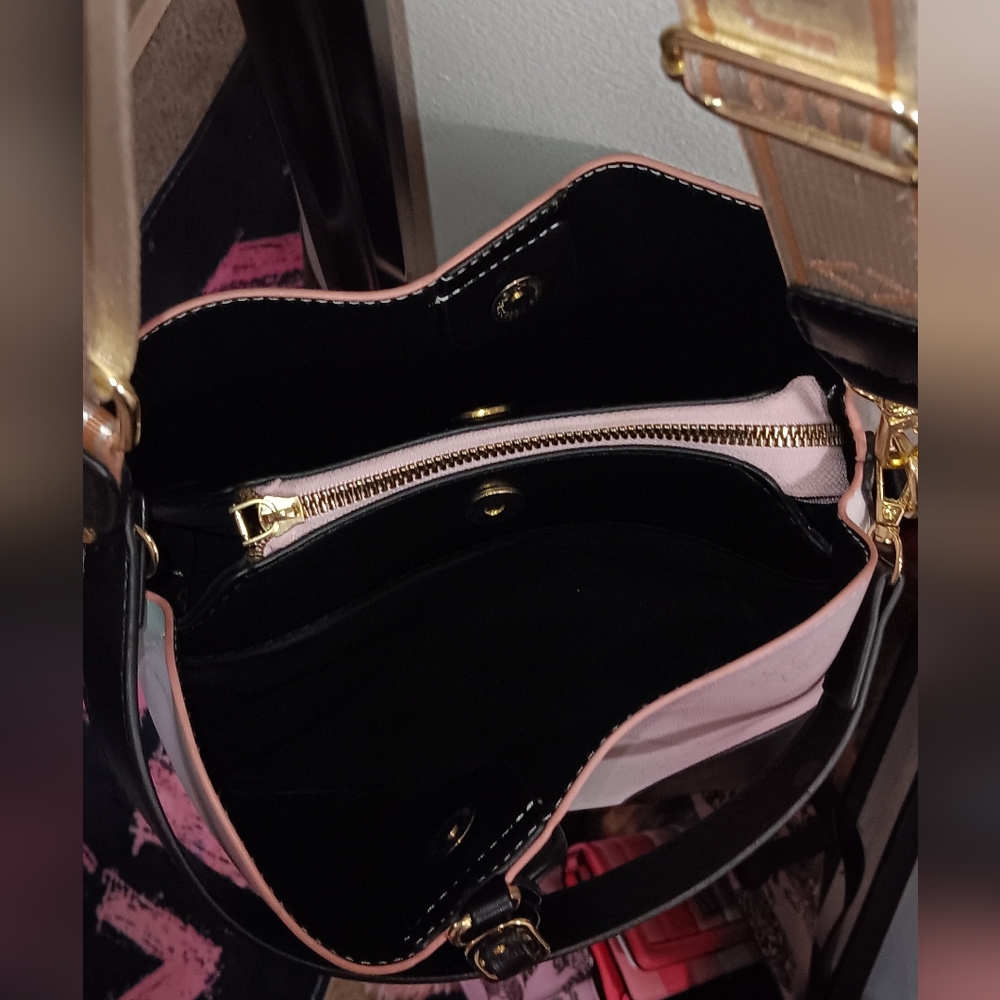 COTTON CANDY colored Light Pink, Blue Hues Bucket Women's Bag - Picture 5 of 5